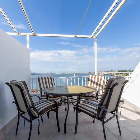 Atico Con Vistas Al Mar *